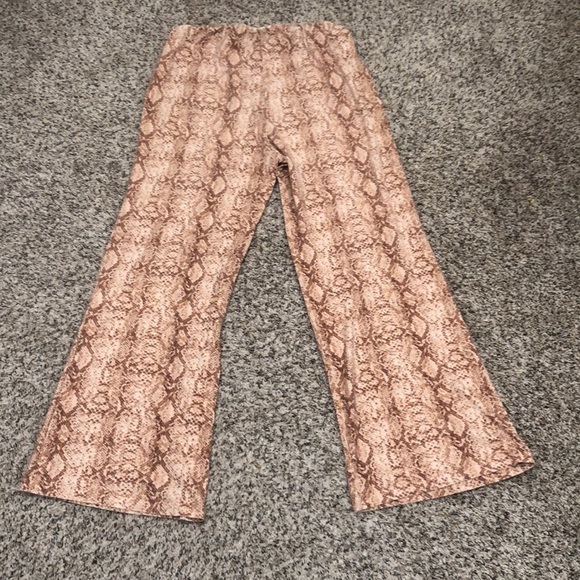 Lovers And Friends Revolve Wide Leg Pants Size XL Brown Snakeskin High Rise - Picture 4 of 10